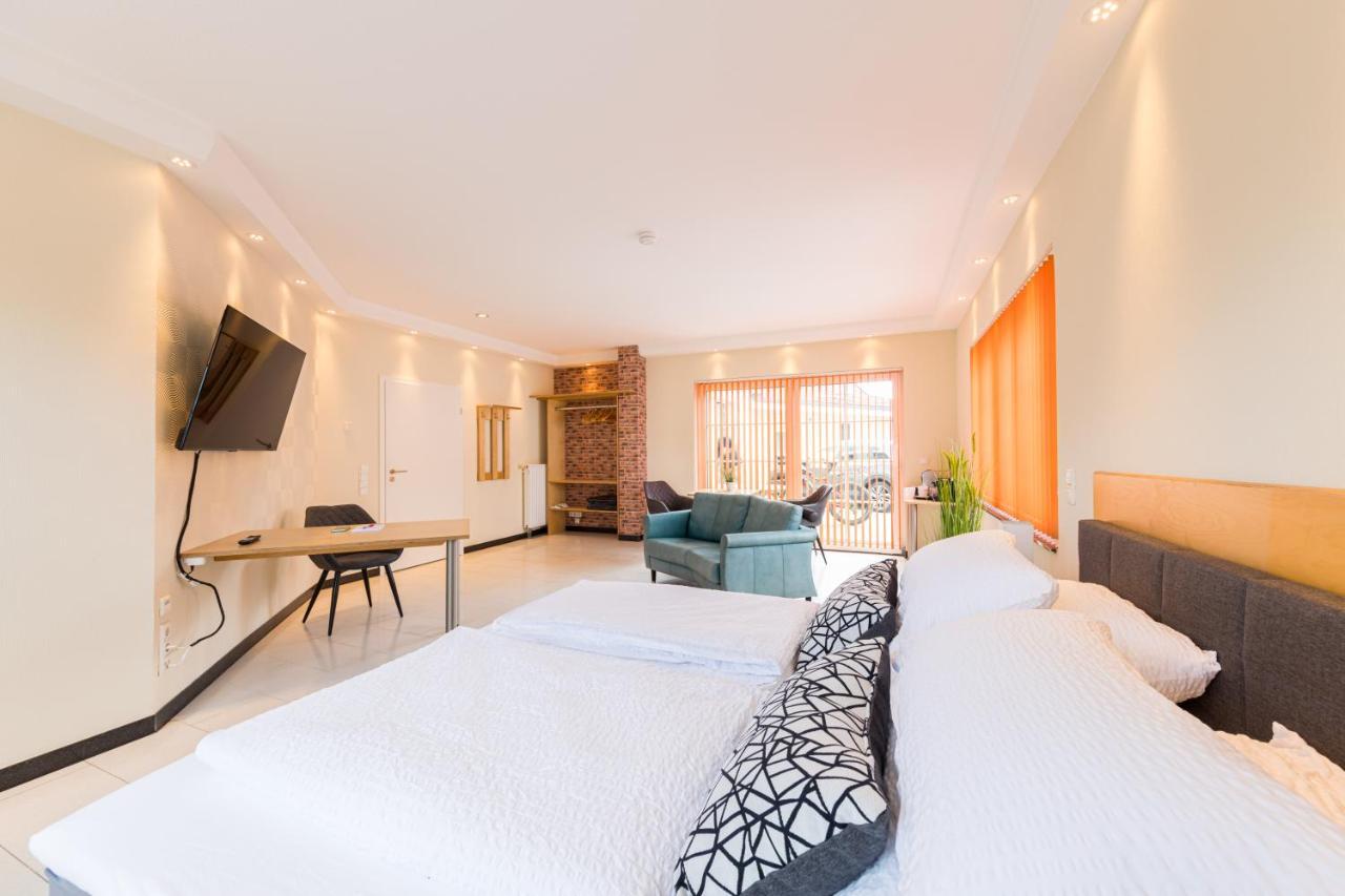 Pension Sonne Appartements มินเดิน ภายนอก รูปภาพ