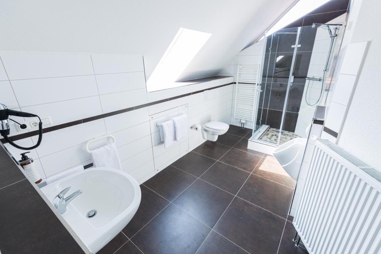 Pension Sonne Appartements มินเดิน ภายนอก รูปภาพ