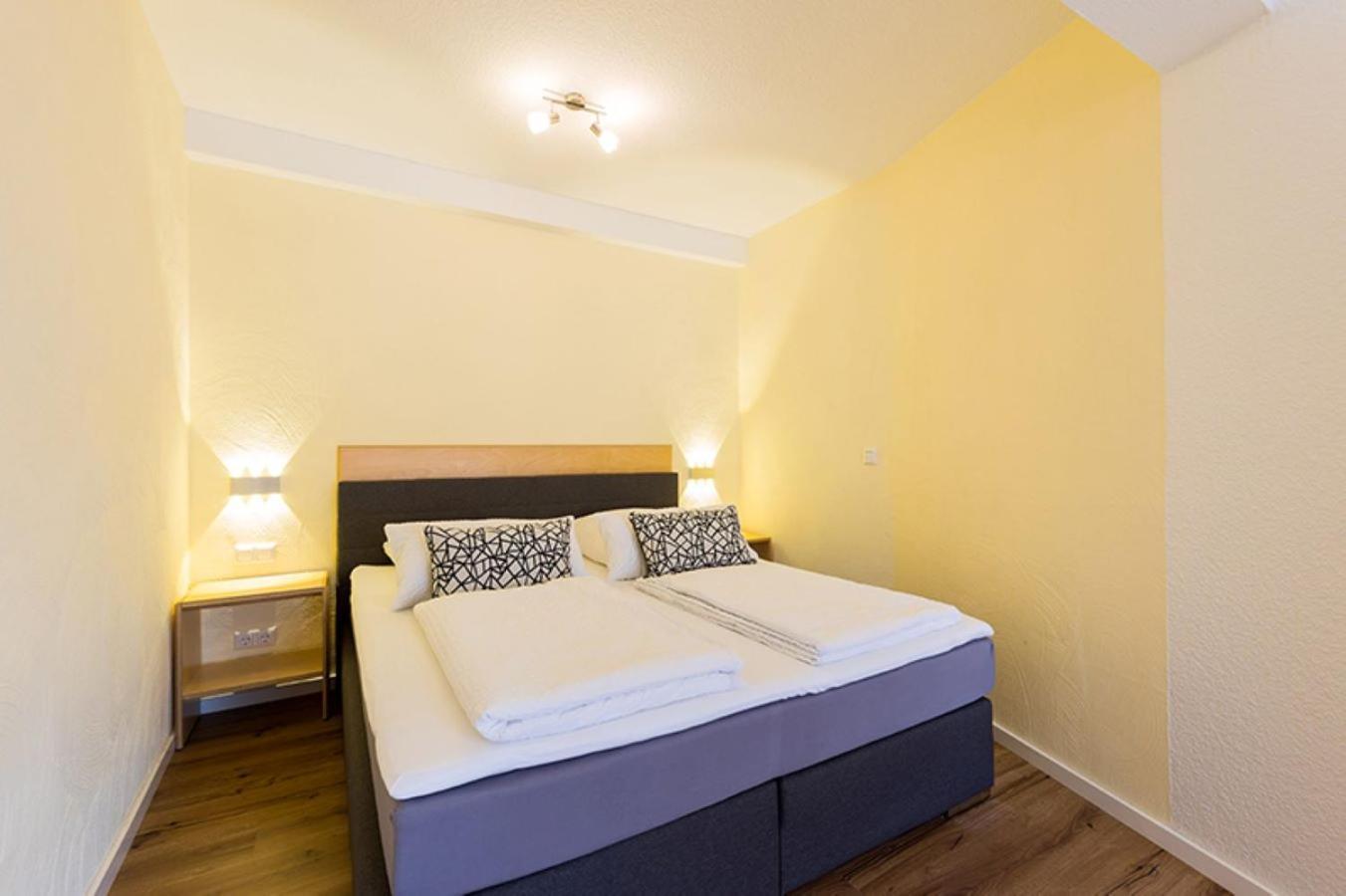 Pension Sonne Appartements มินเดิน ภายนอก รูปภาพ