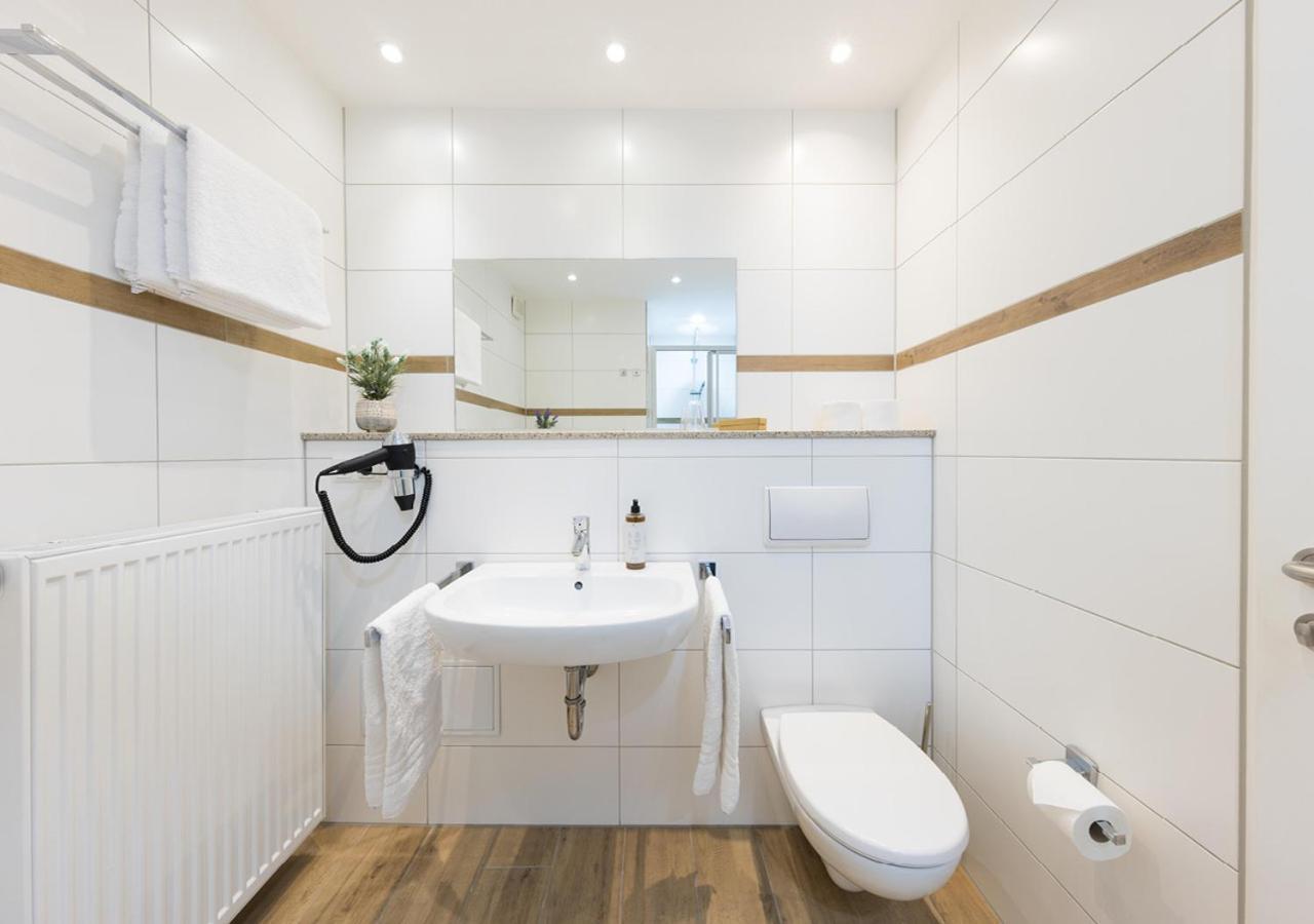 Pension Sonne Appartements มินเดิน ภายนอก รูปภาพ